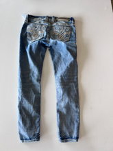 Load image into Gallery viewer, Rock Revival Denim Size 2 (26)
