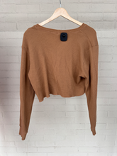 Load image into Gallery viewer, Skims Long Sleeve Top Size 3XL
