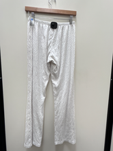 Load image into Gallery viewer, Brandy Melville Pants Size Small
