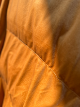 Load image into Gallery viewer, Heavy Outerwear Size Medium
