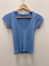 Load image into Gallery viewer, Brandy Melville Short Sleeve Top Size Small

