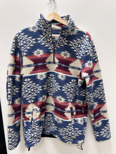 Load image into Gallery viewer, Pac Sun Sweatshirt Size Small
