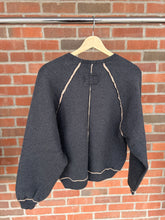 Load image into Gallery viewer, Free People Sweatshirt Size Extra Small
