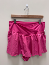 Load image into Gallery viewer, Aerie Athletic Shorts Size Extra Large
