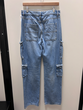 Load image into Gallery viewer, Garage Denim Size 2 (26)
