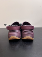 Load image into Gallery viewer, Crocs Casual Shoes Womens 8
