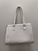 Load image into Gallery viewer, Juicy Couture Purse
