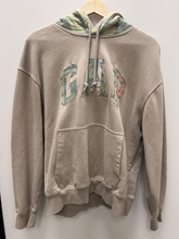 Load image into Gallery viewer, Gap Sweatshirt Size Small
