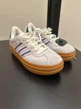 Load image into Gallery viewer, Adidas Casual Shoes Womens 9
