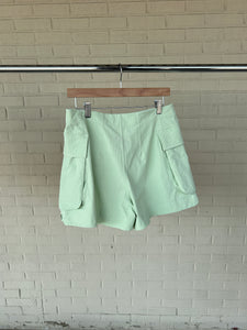 Lulu Lemon Athletic Shorts Size Large