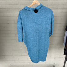 Load image into Gallery viewer, Lululemon Athletic Top Size Medium
