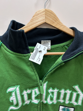 Load image into Gallery viewer, Sweatshirt Size Medium
