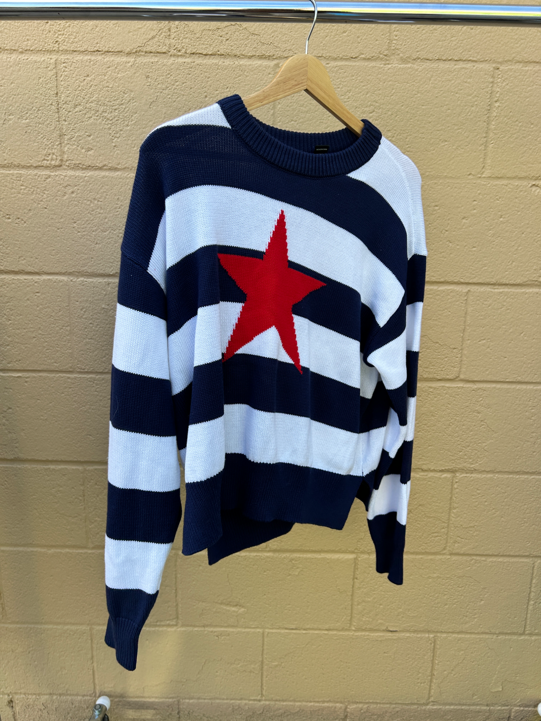 Arden B Sweater Size Medium