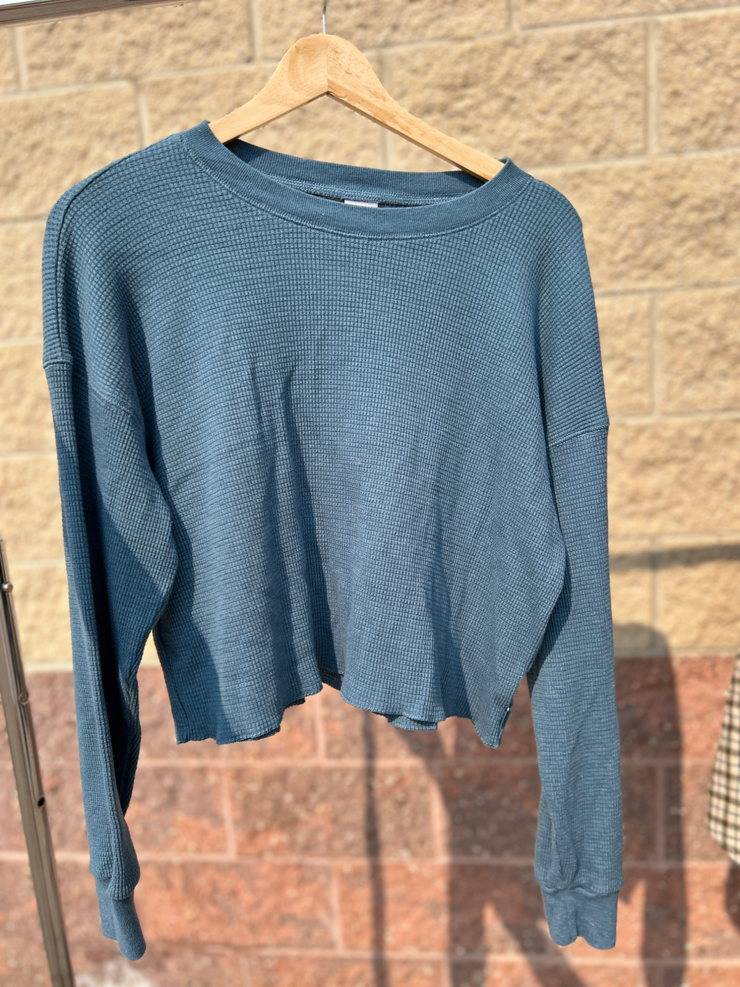Tna Long Sleeve Top Size Medium