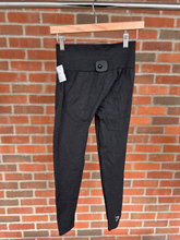 Load image into Gallery viewer, Gym Shark Athletic Pants Size Medium
