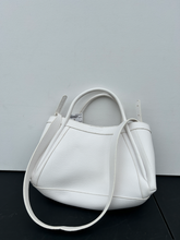 Load image into Gallery viewer, Purse
