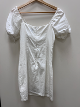 Load image into Gallery viewer, Princess Polly Dress Size 3/4
