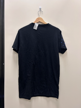 Load image into Gallery viewer, Von Dutch Short Sleeve Top Size Medium
