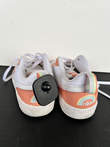 Nike Casual Shoes Womens 7