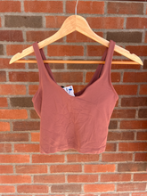 Load image into Gallery viewer, Lulu Lemon Athletic Top Size Extra Small
