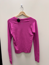 Load image into Gallery viewer, Lululemon Athletic Top Size Large
