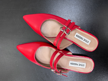 Load image into Gallery viewer, Steve Madden Dress Shoes Womens 6
