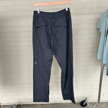 Load image into Gallery viewer, Lululemon Athletic Pants Size Medium
