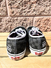 Load image into Gallery viewer, Vans Casual Shoes Mens 9
