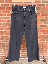 Load image into Gallery viewer, H &amp; M Pants Size 9/10 (30)
