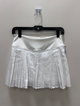 Load image into Gallery viewer, Kimchi And Blue Short Skirt Size Small
