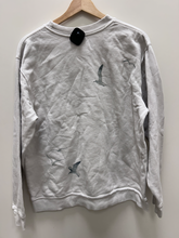 Load image into Gallery viewer, Long Sleeve Top Size Medium
