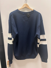 Load image into Gallery viewer, Sweatshirt Size Large

