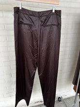 Load image into Gallery viewer, Zara Pants Size Extra Large
