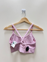 Load image into Gallery viewer, Sports Bra Size Small
