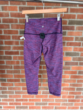 Load image into Gallery viewer, Lulu Lemon Athletic Pants Size Small
