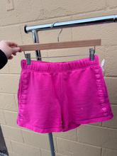 Load image into Gallery viewer, Shorts Size Small
