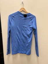 Load image into Gallery viewer, Lululemon Athletic Top Size Medium
