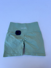 Load image into Gallery viewer, Athletic Shorts Size Small
