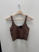 Load image into Gallery viewer, Lululemon Athletic Top Size Medium
