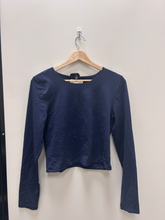 Load image into Gallery viewer, Babaton Long Sleeve Top Size Extra Large
