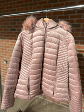 Load image into Gallery viewer, Fashion Nova Heavy Outerwear 1X Large
