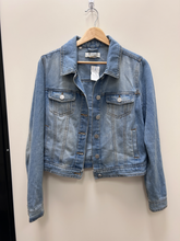 Load image into Gallery viewer, Ci Sono Denim Outerwear Size Medium

