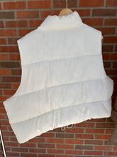 Load image into Gallery viewer, Almost Famous Outerwear Size 3XL
