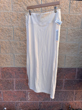 Load image into Gallery viewer, Urban Outfitters ( U ) Long Skirt Size Large
