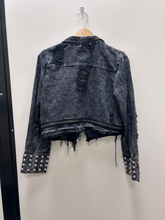 Load image into Gallery viewer, Boom Boom Outerwear Size Large
