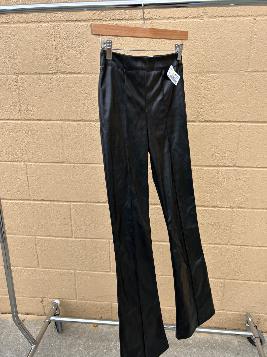 Princess Polly Pants Size 0 (24)