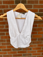 Load image into Gallery viewer, Abercrombie &amp; Fitch Tank Top Size Extra Small
