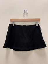 Load image into Gallery viewer, Short Skirt Size Small
