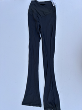 Load image into Gallery viewer, Offline Athletic Pants Size Small
