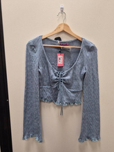 Load image into Gallery viewer, Edikted Long Sleeve Top Size Small

